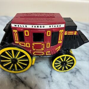 Vintage Wells Fargo Stagecoach locking bank with Key